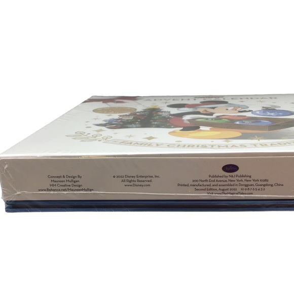 Disney’s Mickey & Friends Advent Calendar Family Christmas Traditions Kit - Picture 6 of 6